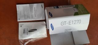 Teléfono Samsung GT-E1270 Negro