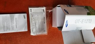 Teléfono Samsung GT-E1270 Negro