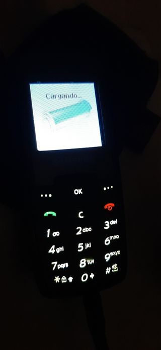 Teléfono Samsung GT-E1270 Negro