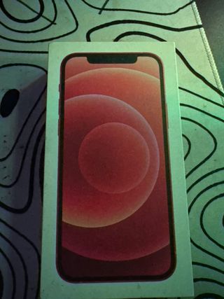 Caja iPhone 12 Rojo