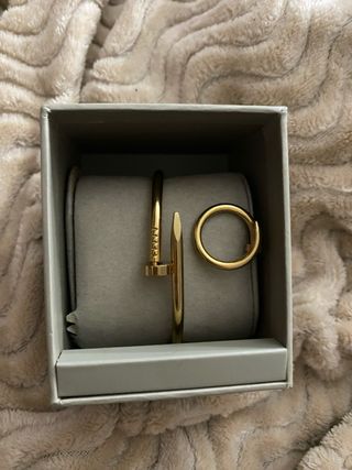 Pulsera y Anillo Tornillo Dorado 