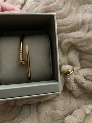 Pulsera y Anillo Tornillo Dorado 