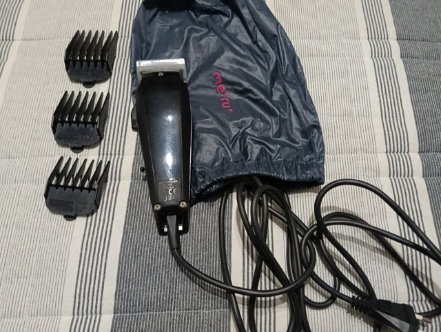Máquina Cortapelo Meru Negra + Accesorios