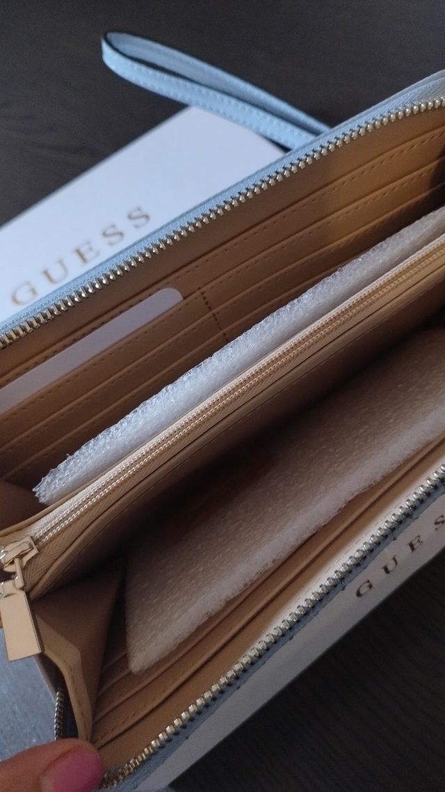 Portafoglio Guess nuovo