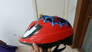 Casco Spiderman para bici infantil