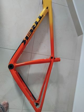 Cuadro Trek Procaliber M/L Naranja/Amarillo