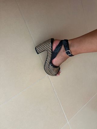 Sandalias Pons Quintana Beige y Negro