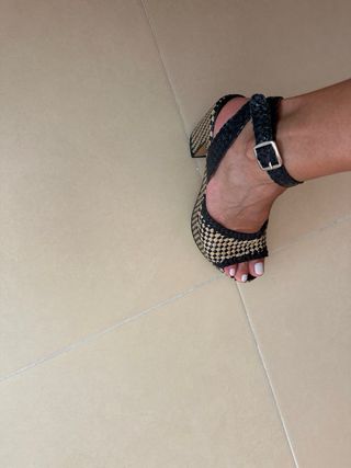 Sandalias Pons Quintana Beige y Negro