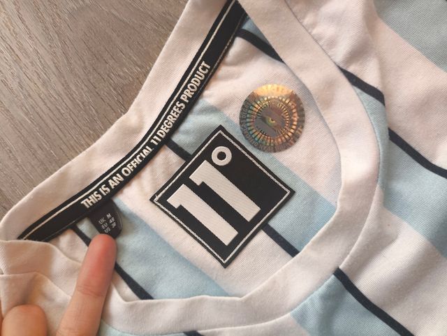 Camiseta 11 Degrees Rayas Azul y Blanco