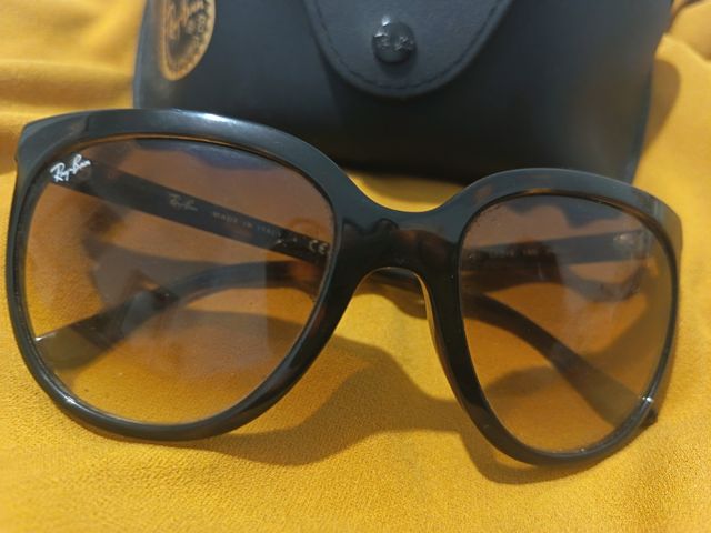 Se vende gafas seminuevas con muy poco uso