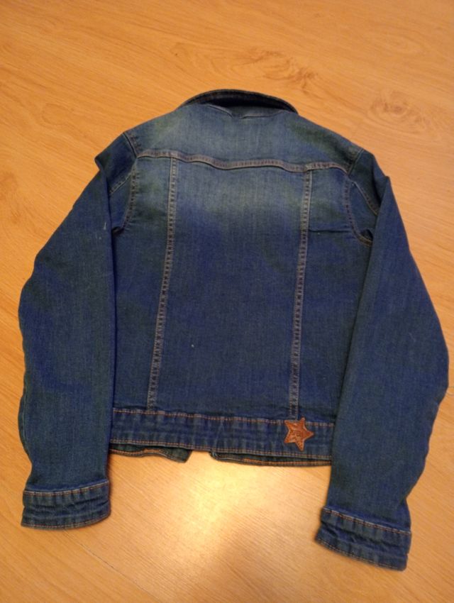 Cazadora vaquera niña