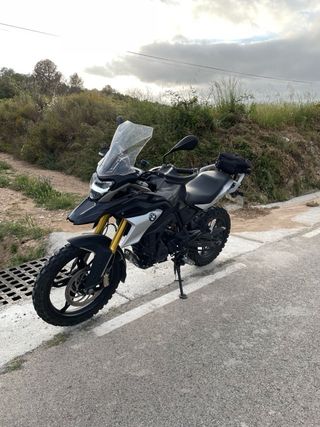 Moto Trail BMW G 310 GS Revision anual taller BMW