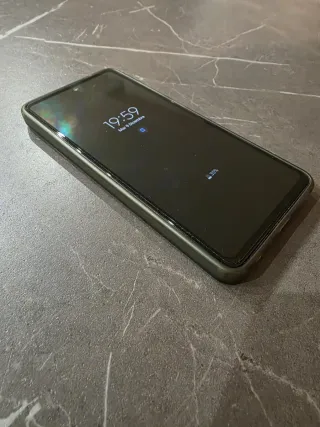 Cover iPhone 16 con disegno