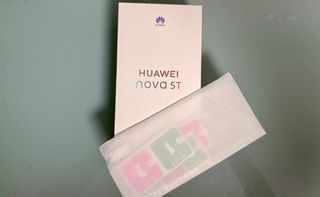 Huawei Nova 5T Blu/Viola come nuovo