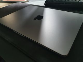 NEGOCIABLE MacBook Air 13” M2 2023