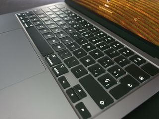 NEGOCIABLE MacBook Air 13” M2 2023