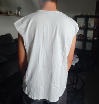 Camiseta Gymshark sin mangas blanca