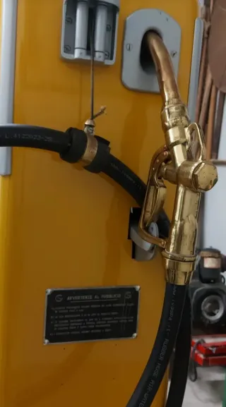 Pompa Benzina Wayne Anni '50 con globo BP