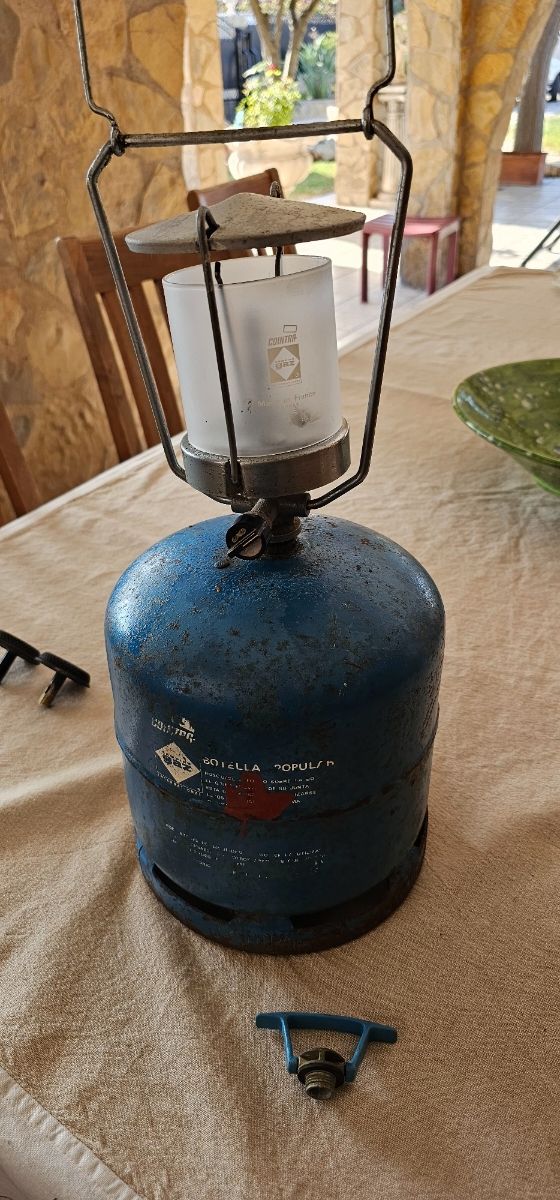 Conjunto hornillo y lampara camping gas