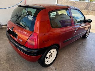 Renault Clio 1999