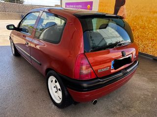 Renault Clio 1999