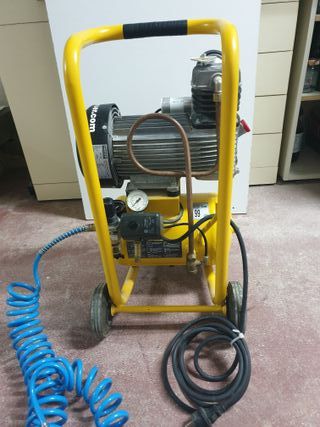 Compresor de aire KAESER PREMIUM silent 130/10 W