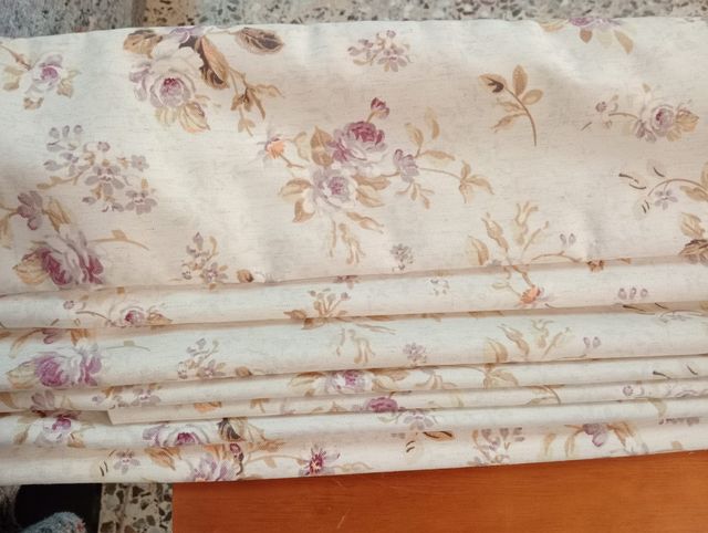 Estores de tela con estampado floral