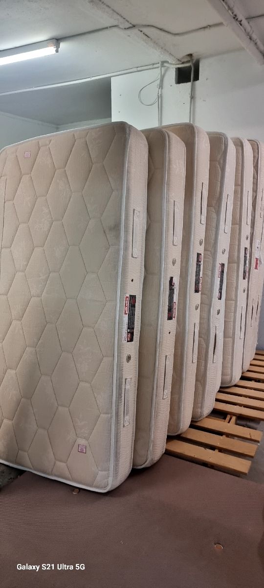 Colchones y bases y somieres de hoteles