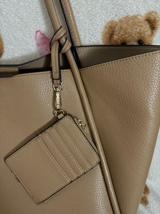 Bolso Parfois beige con monedero