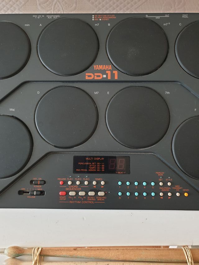 INSTRUMENTO MUSICAL DE PERCUSIÓN DD-11