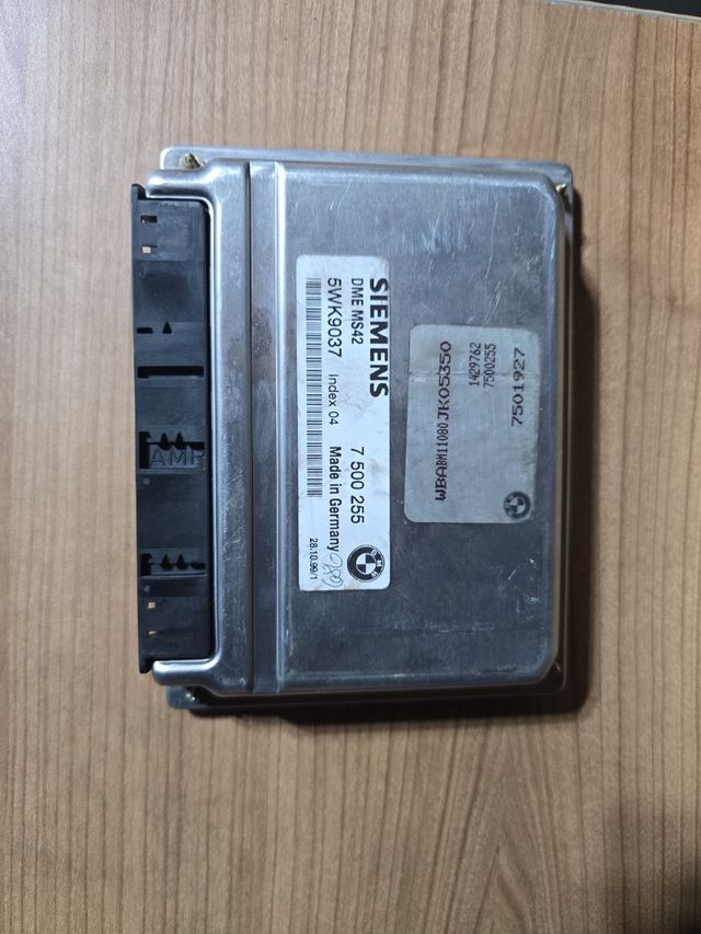 Centralita Siemens DME MS42 5WK9037