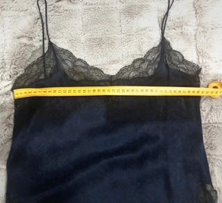 Top lencero encaje. Zara Woman Studio.