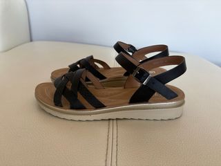 Sandalias negras talla 40