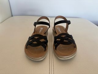 Sandalias negras talla 40