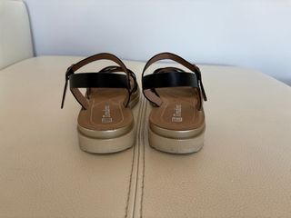 Sandalias negras talla 40