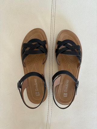 Sandalias negras talla 40