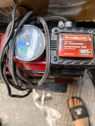 Compresor de aire MotoMaster 100 PSI