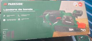 Lijadora de banda Parkside POBD 900 A2