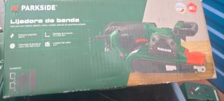 Lijadora de banda Parkside POBD 900 A2