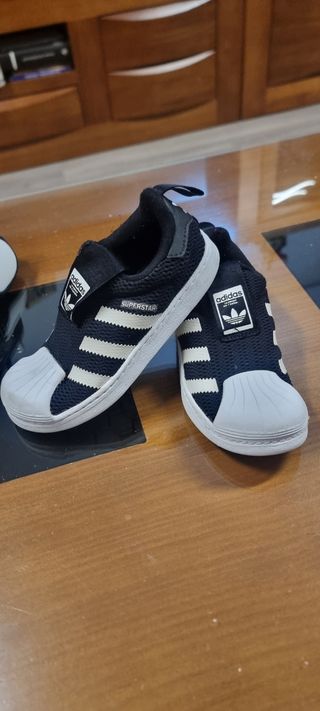 Zapatillas Adidas niña/niño número 30