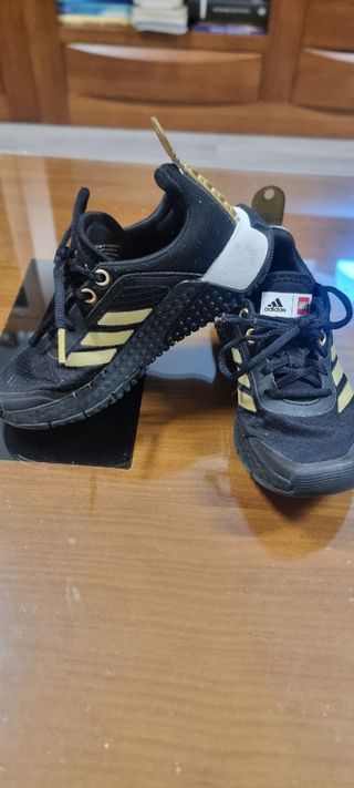 Zapatillas Adidas niña/niño número 30