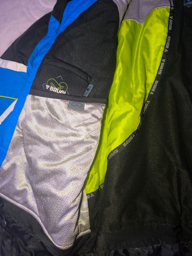 Chaqueta BRUGI azul y blanca hombre
-Original