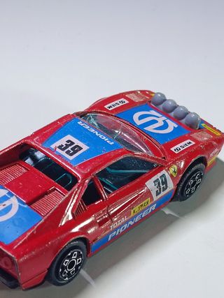 FERRARI 308 GTB 1/43 BURAGO 