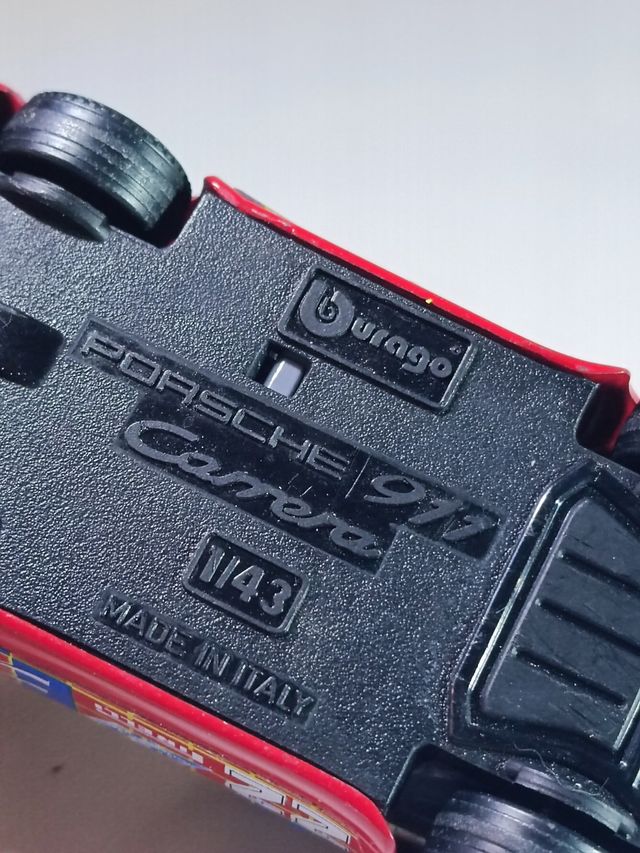 PORSCHE 911 CARRERA BURAGO 1/43