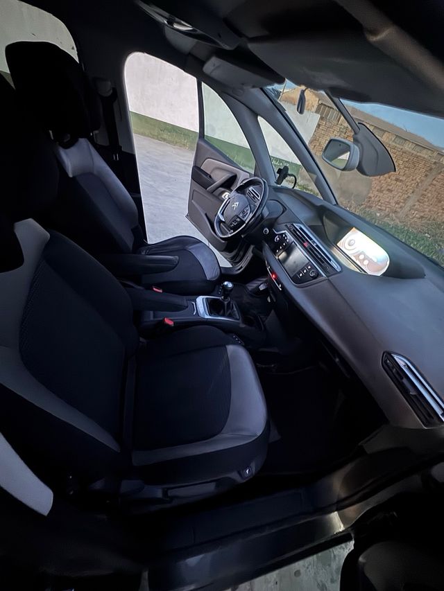 Citroen Grand C4 Picasso 2014 2.0 150CV BlueHDI