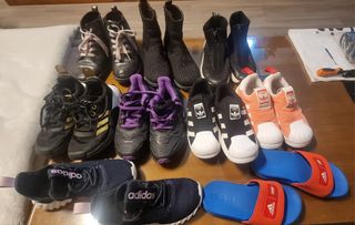 Botas y zapatillas Adidas talla 30