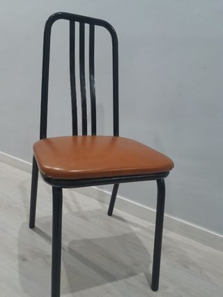 Juego de 3 sillas metálicas
