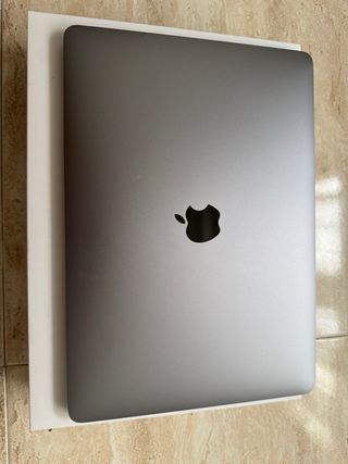 MacBook Pro 13" 2017, 16Gb, Bateria Nueva