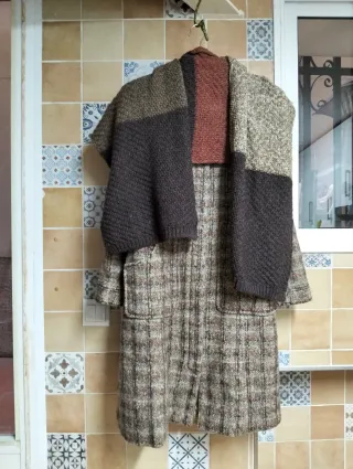 Abrigo Zolder cuadros cómodoy bufanda natura