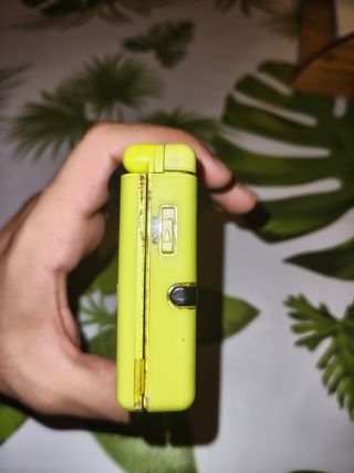 Nintendo DS Lite Amarilla + Cargador